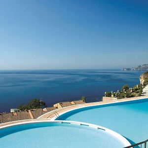 Capo Dei Greci Taormina Coast Hotel&SPA